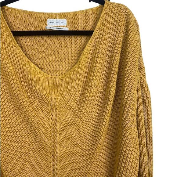 Urban Outfitters Mustard Yellow Knit Off Shoulder Sweater Size S - Picture 2 of 5
